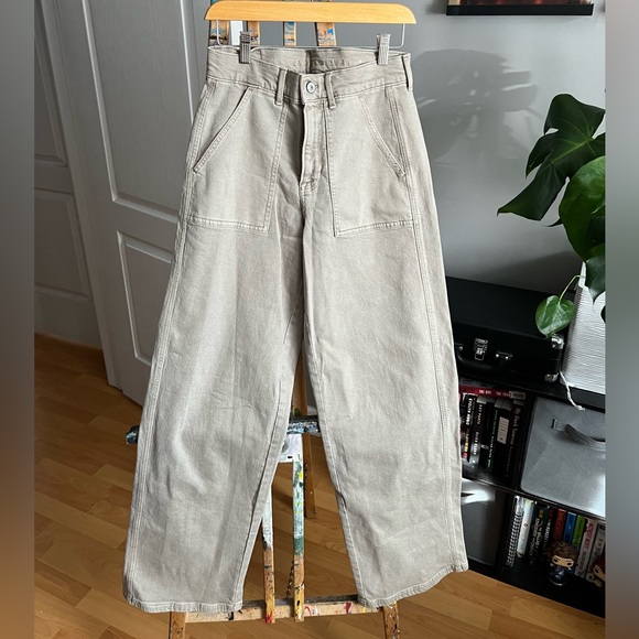 American Eagle Wide Leg Cargo Jeans - Picture 2 of 3